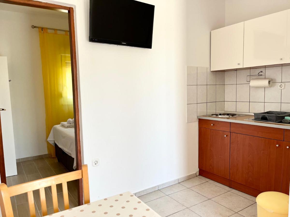 Apartments Fortuna Biograd Na Moru Exterior foto